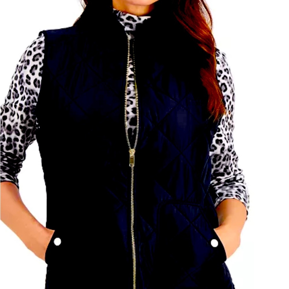 Black Vest super trendy and warm for winter!